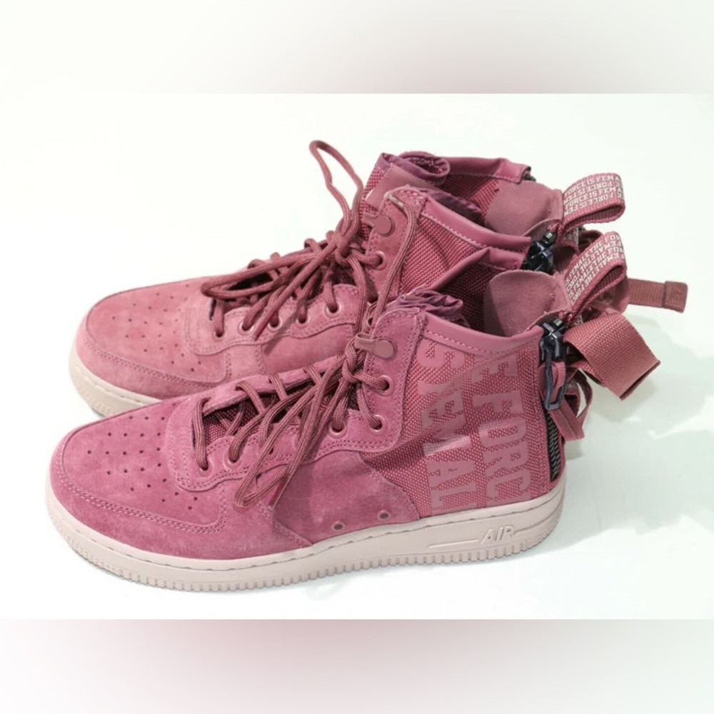 Women’s SF Air Force 1 Mid - Vintage Wine, size 9
